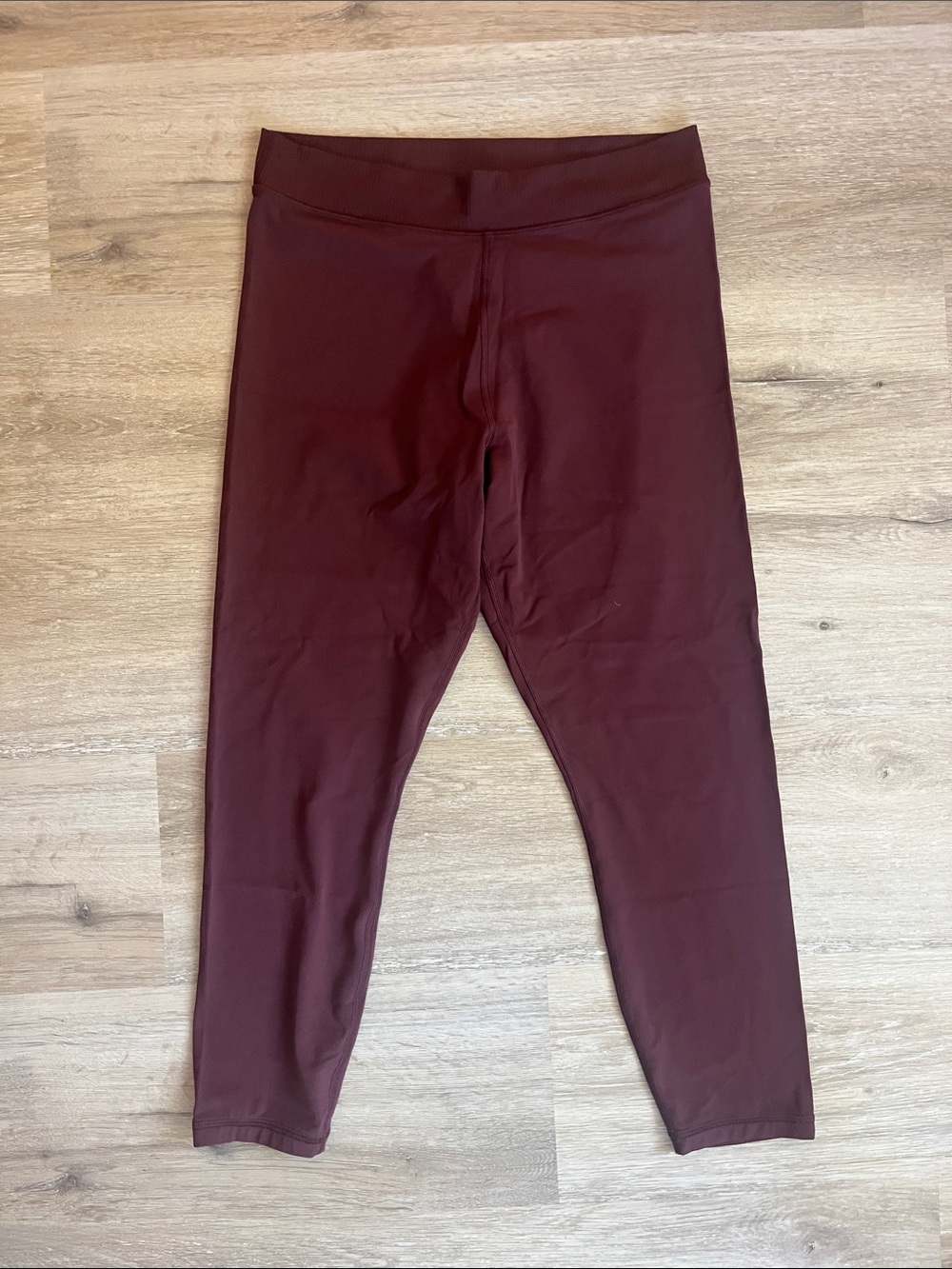 Athleta Transcend Micro Waist Tight Burgundy Size L